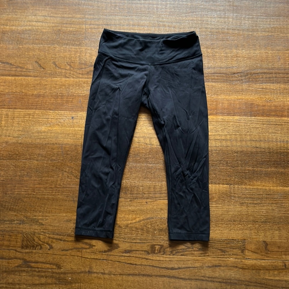 Lululemon Black Capri Leggings